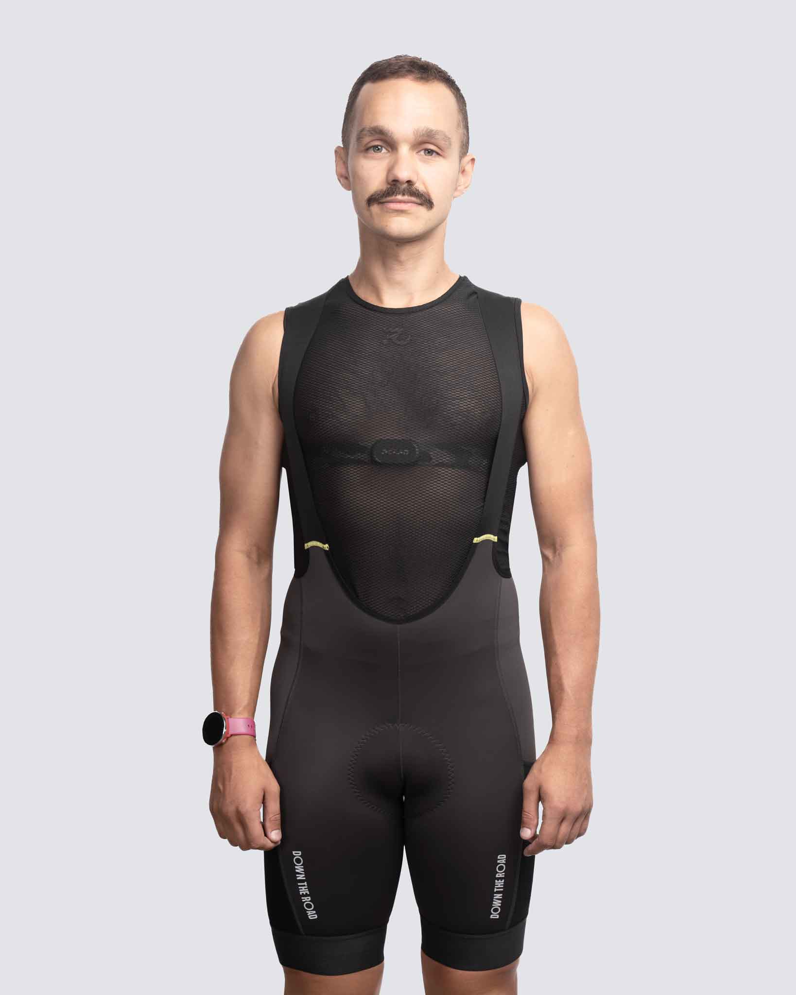 front of man cargo cycling bibs in grey