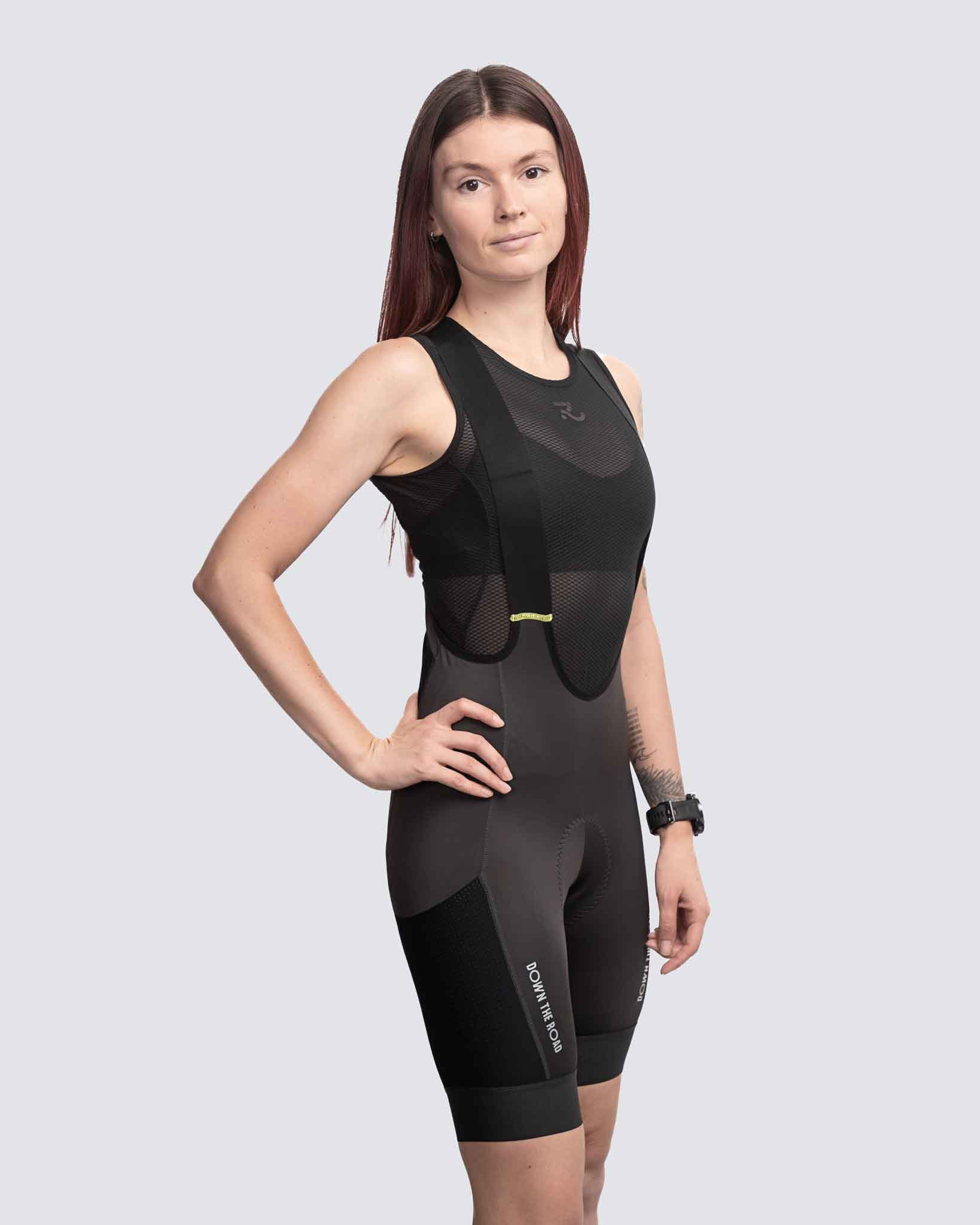 cycling bib short for woman in black