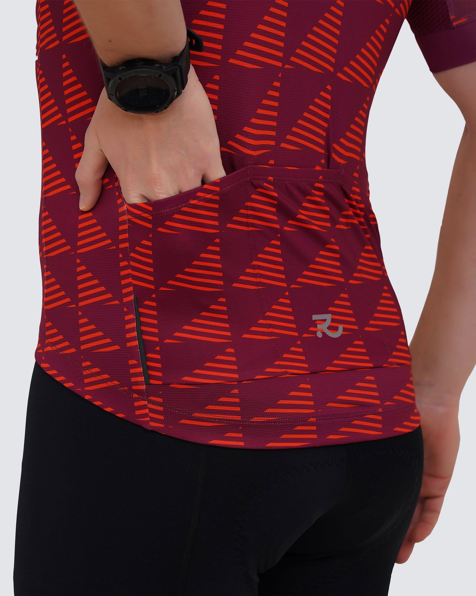 cycling jersey rear pocket close up