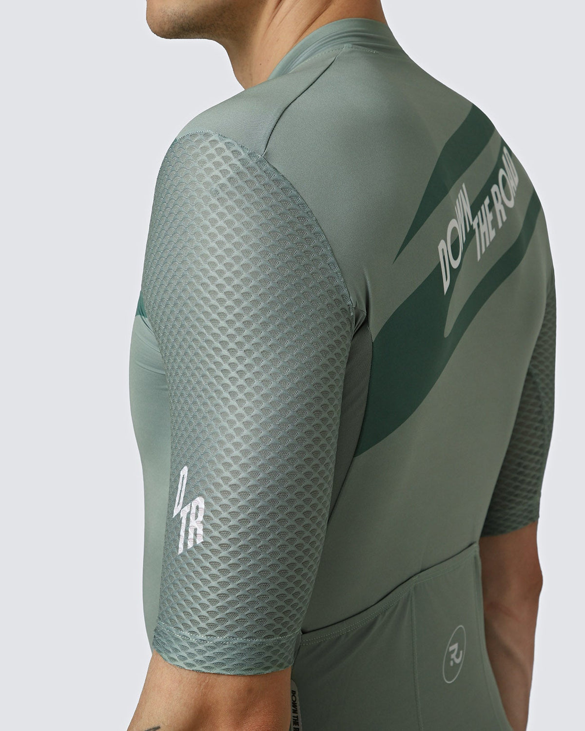 Men's Motion cycling jersey in Moss Green, sleeve detail