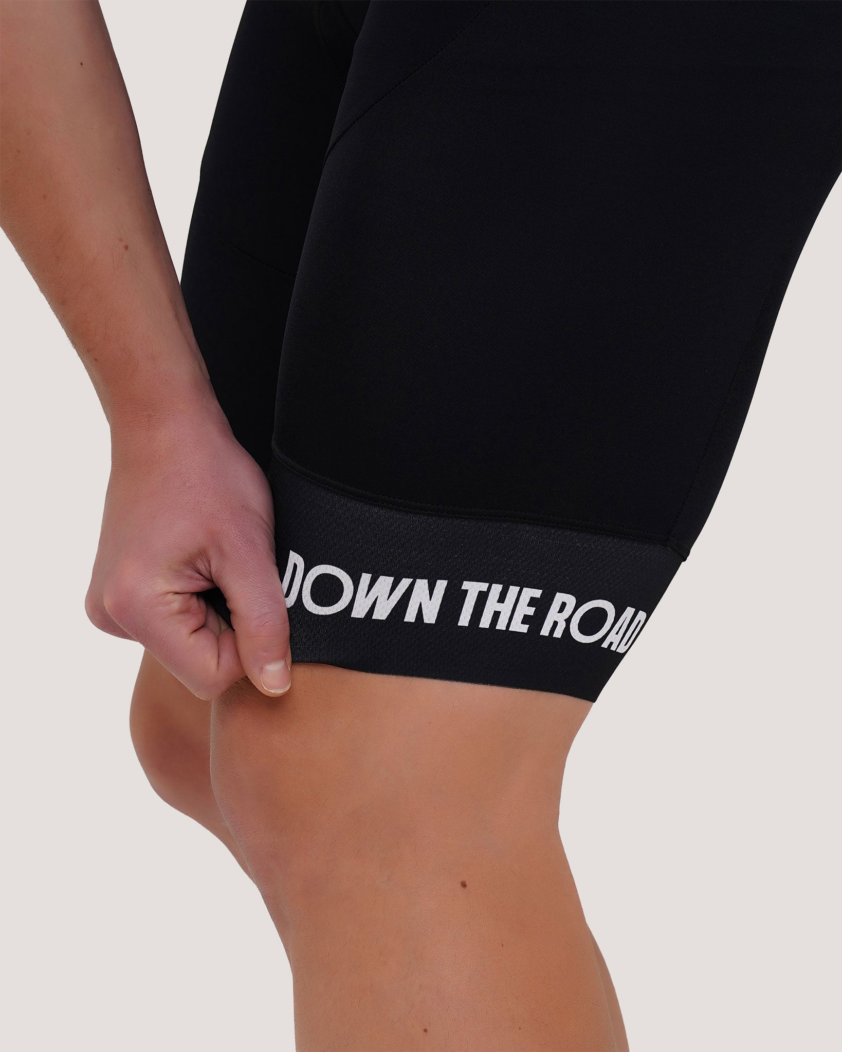 close up to trisuit leg power band