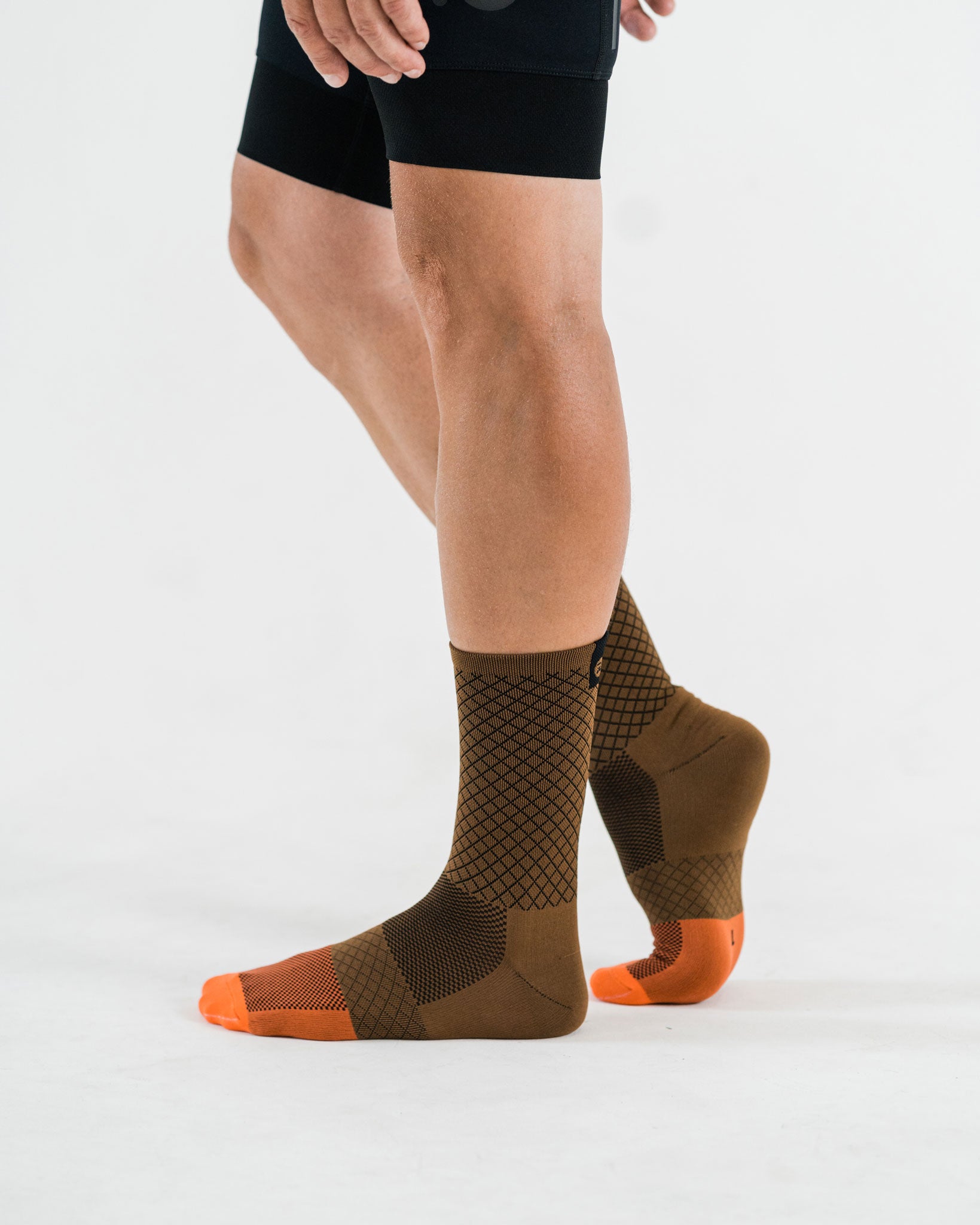 brown cycling socks for cycling